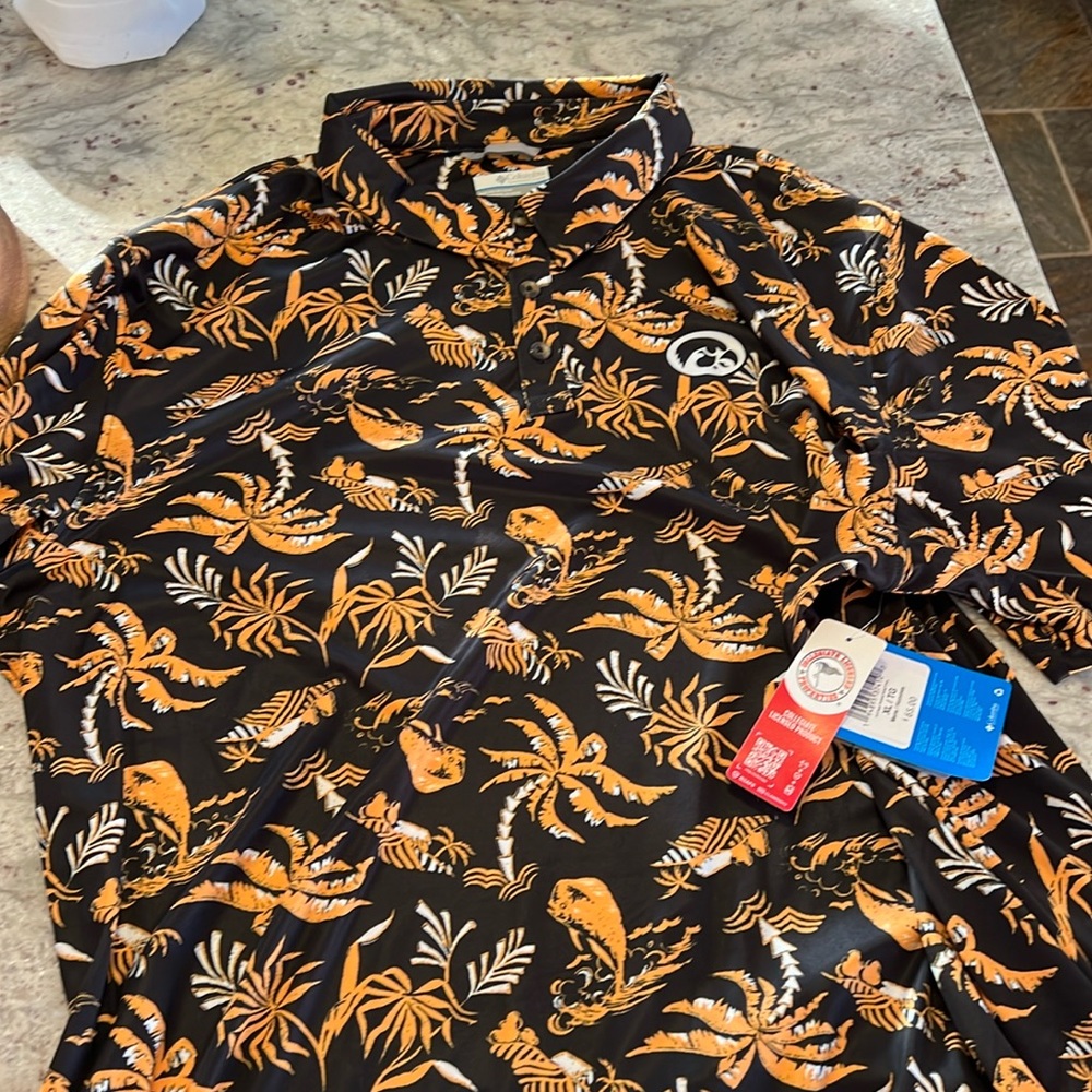 Iowa Hawkeyes Columbia Polo Palm Trees Size XL NWT